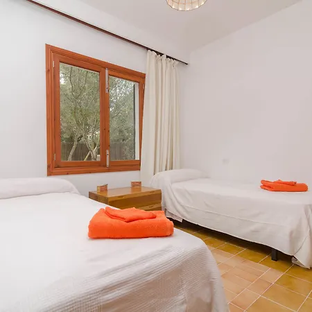 Hotel Llesca *